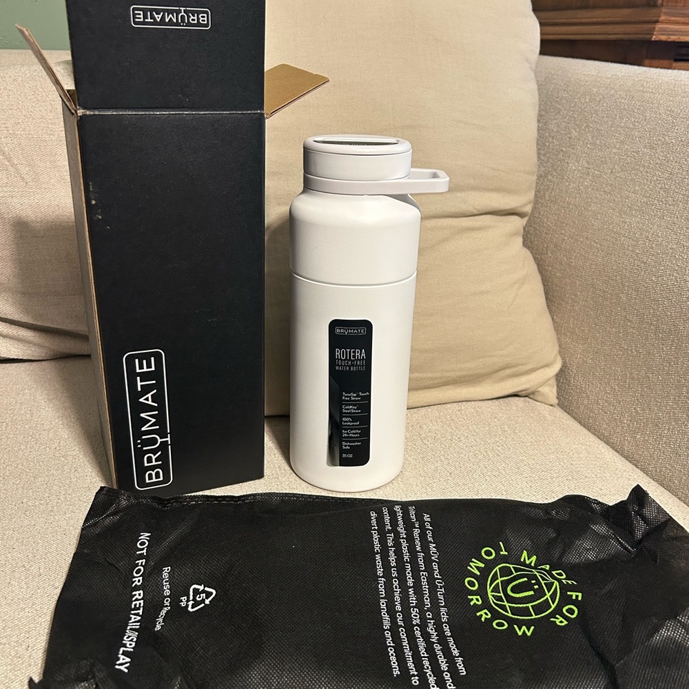 Brumate White Rotera Bottle - 35oz